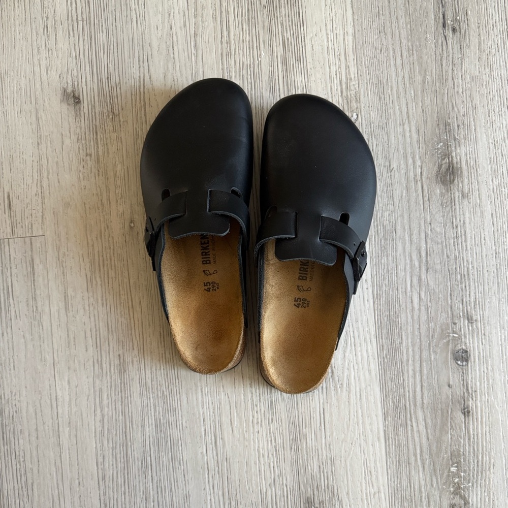 Men’s Birkenstock Boston super grip Classic Black Slip-Ons- LIKE NEW